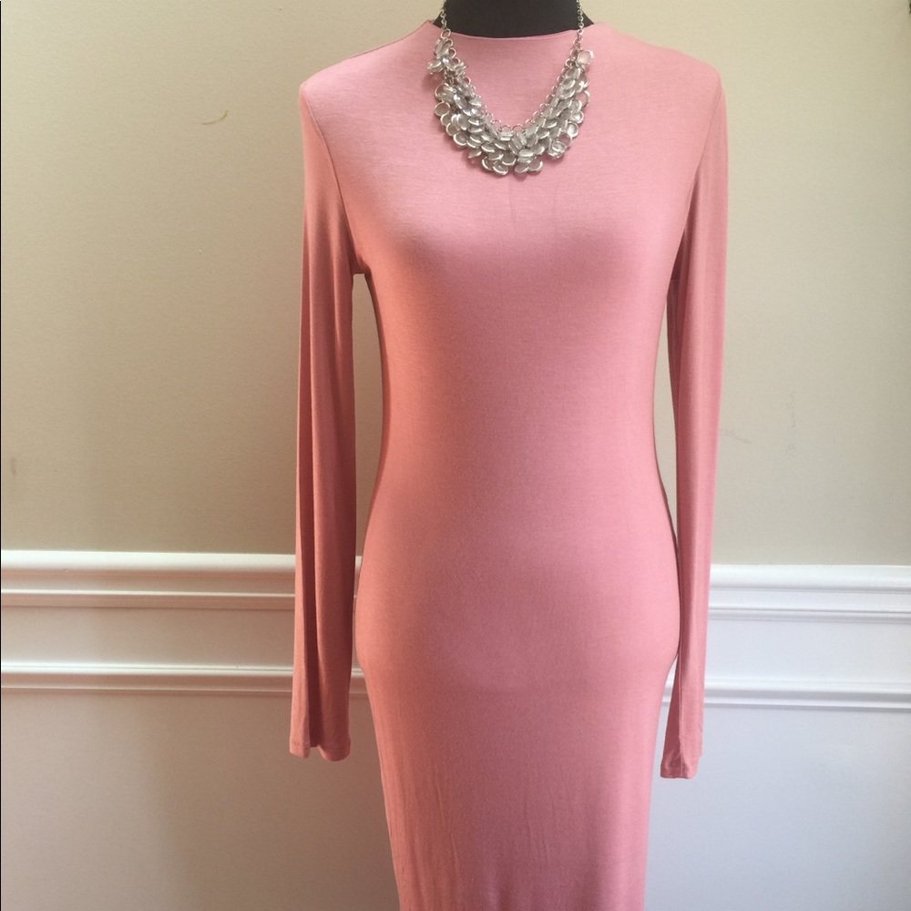 Dress - Picture 3 of 5